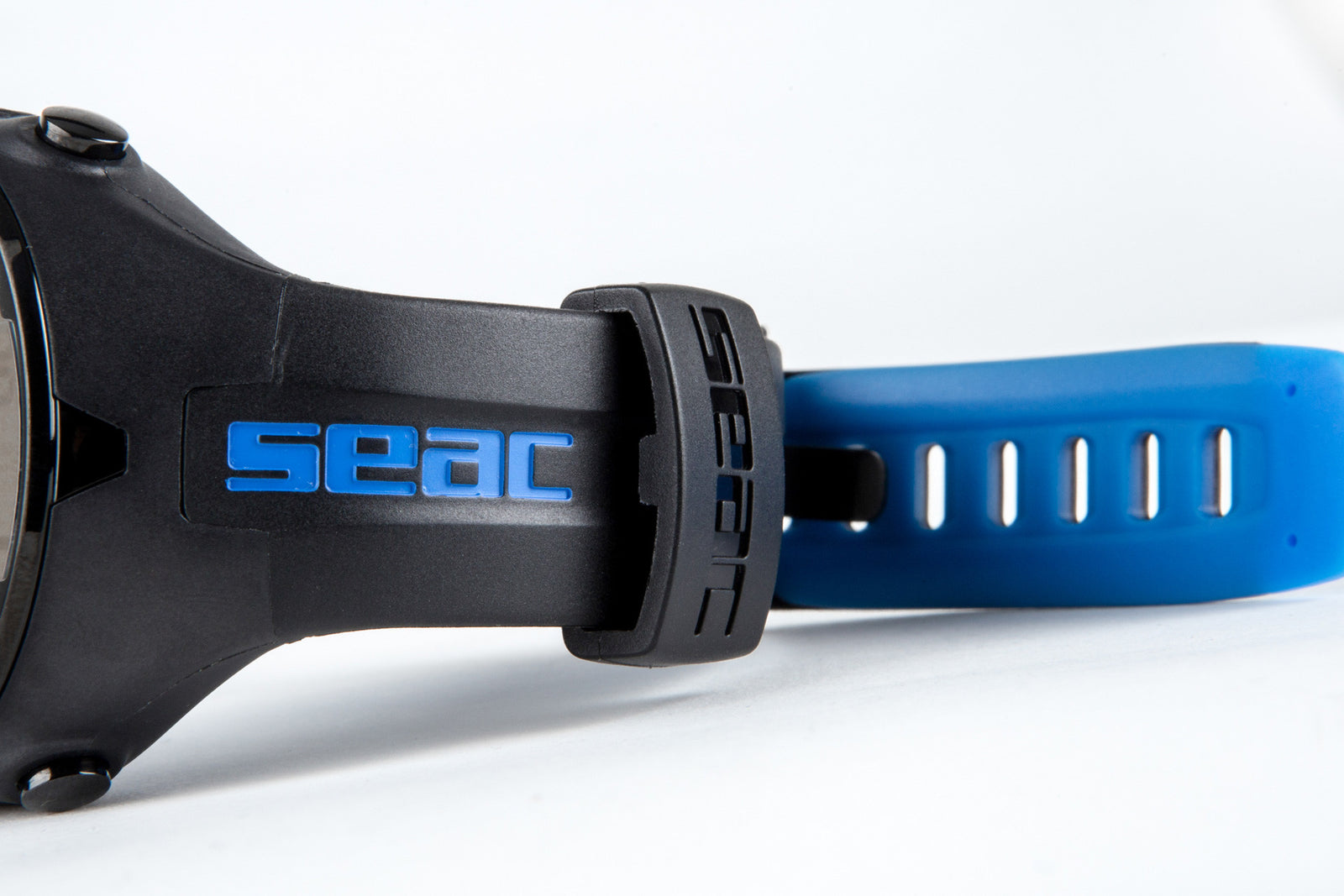 COMPUTADORES ACTION HR SEAC SUB